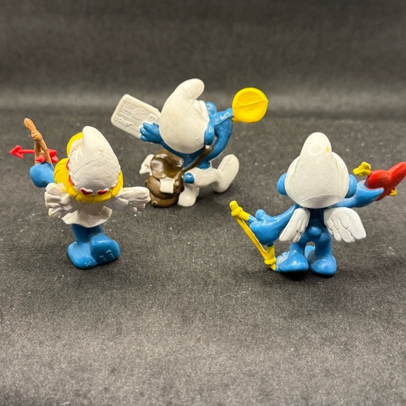 Vintage Valentine Smurf Figurines Lot | Cupid Smurfette, Mailman, cupid Smurf - Picture 3 of 7